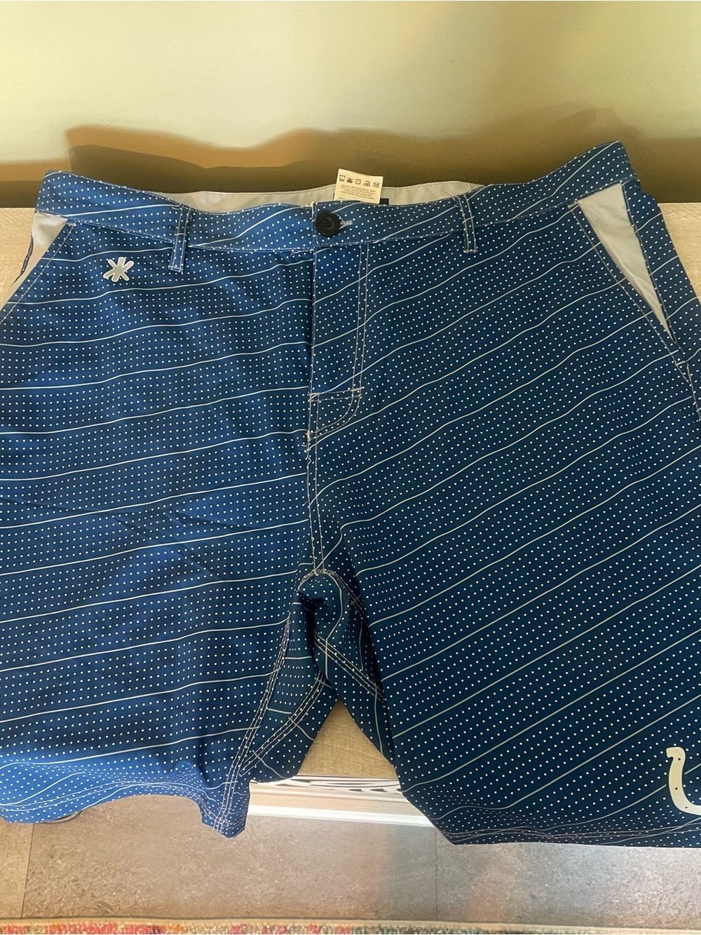 Collectibles NFL Men's Indianapolis Colts Walking Shorts sz 38 blue football